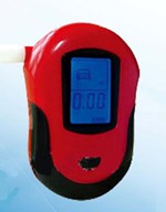 Máy đo nồng độ cồn TigerDirect ATAMT6100